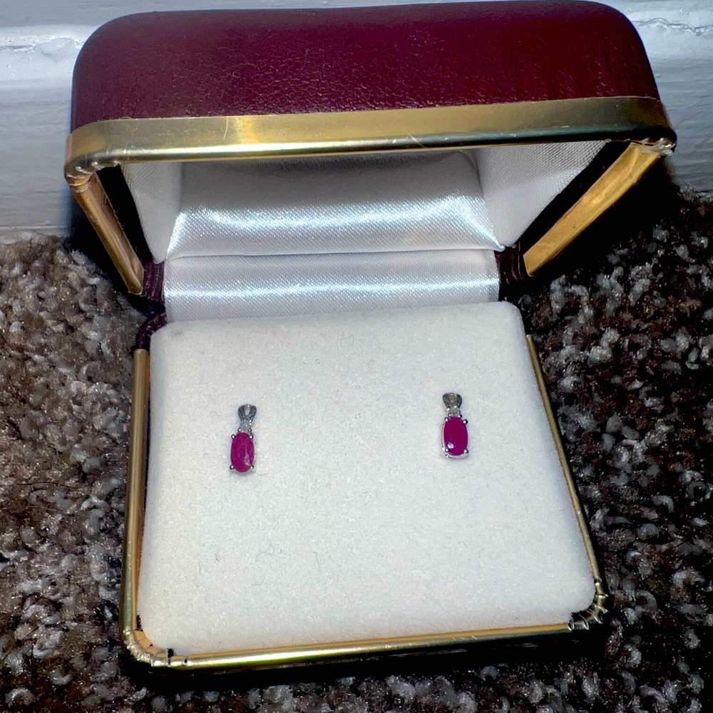 White gold ruby earrings